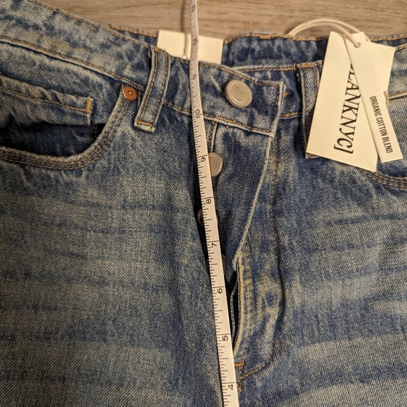 Nwt's, BlankNYC highrise boyfriend 25x32 retail $140 - Picture 3 of 9